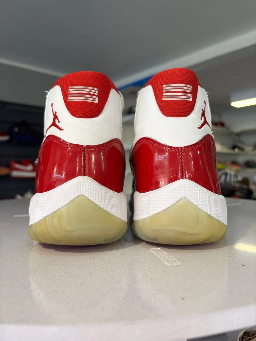 Air Jordan 11 Retro Cherry Mens 8.5
